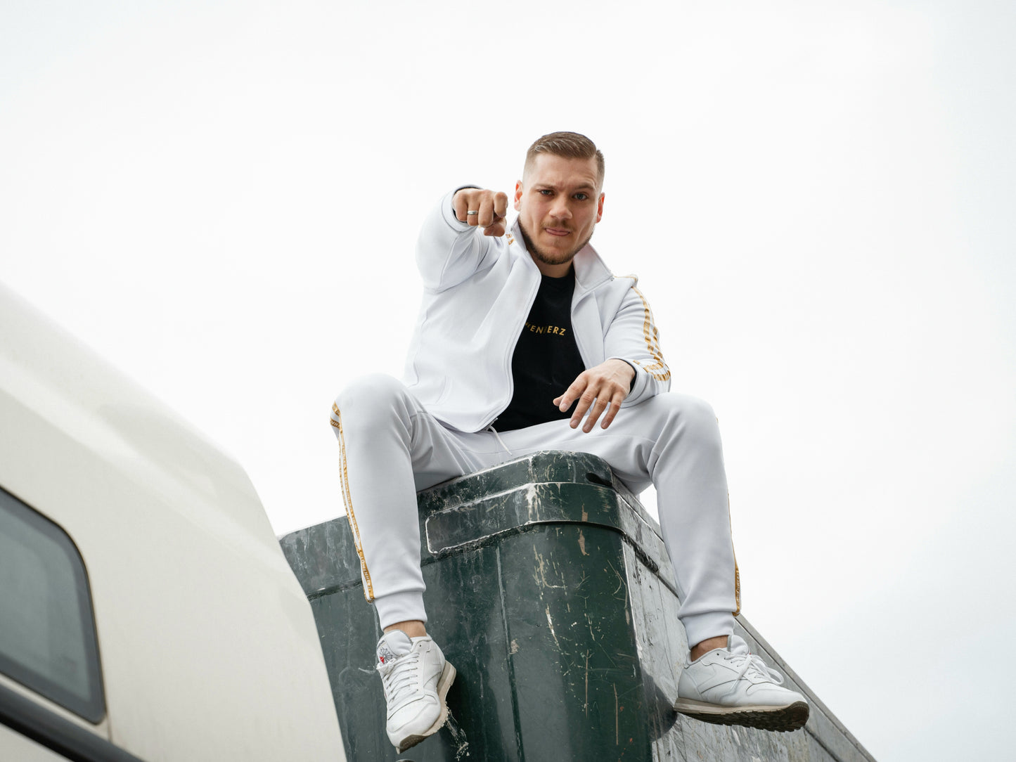 Löwenherz Trainings-Anzug